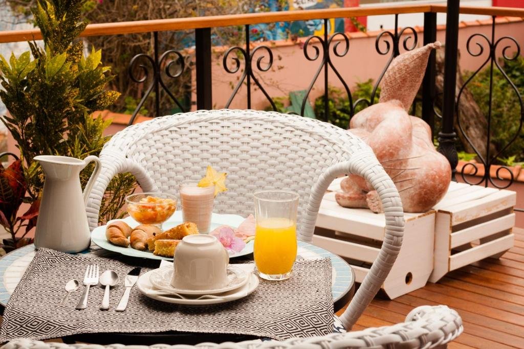 Desayuno & Momentos al Aire Libre